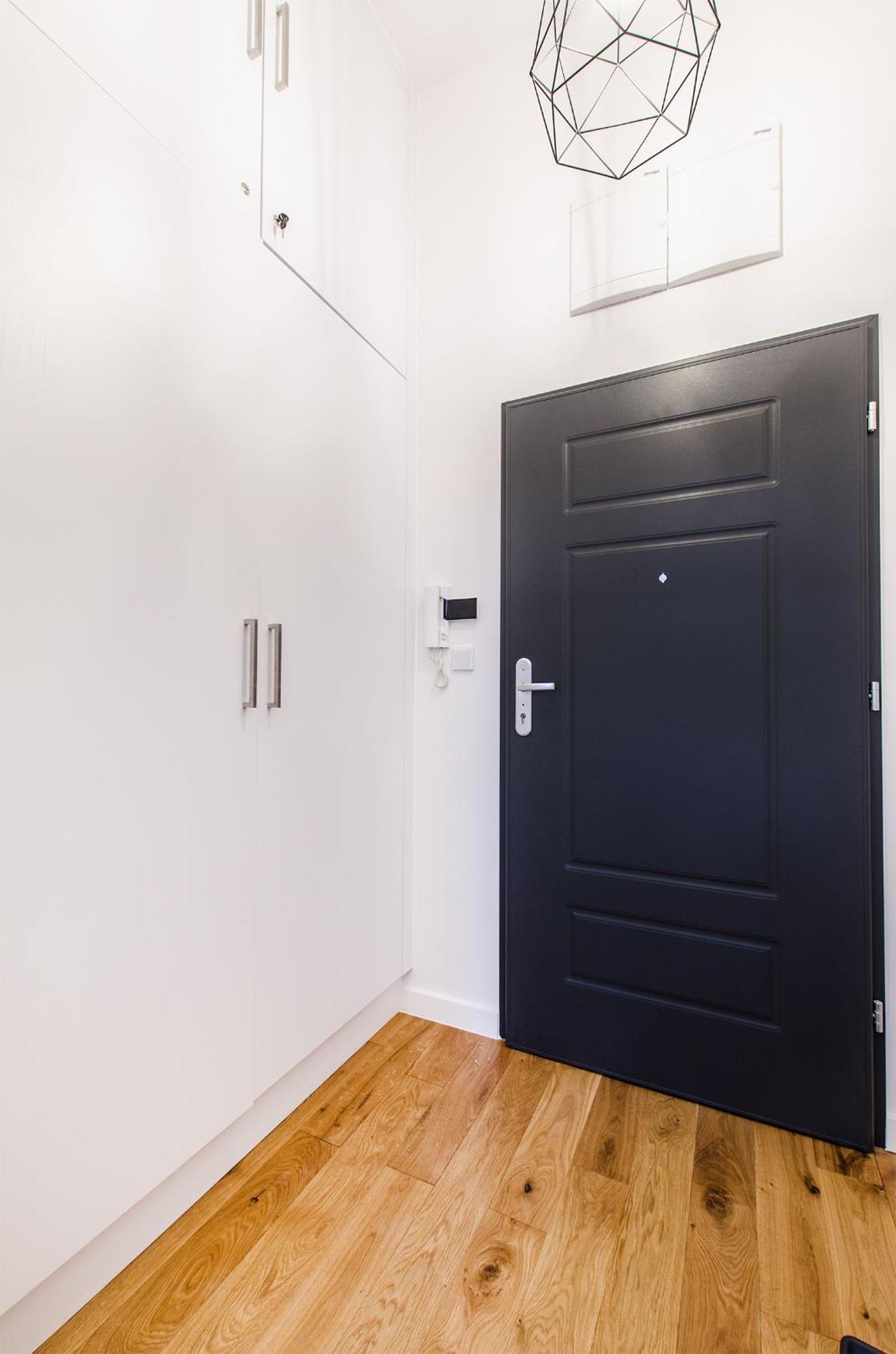 Beautiful Diamond - 10 Min Walk To Market Square!
